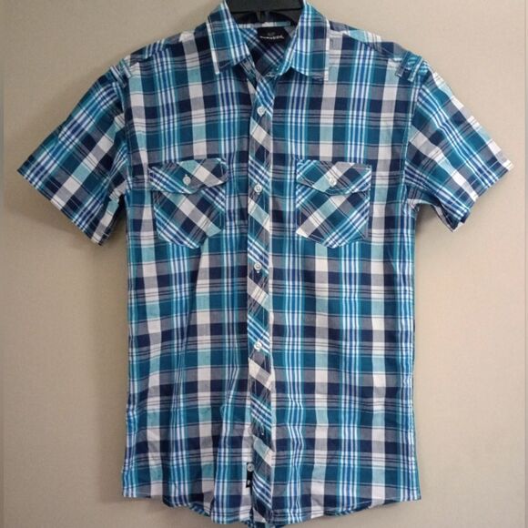 2 Button Up Shirts Long Sleeve Short Sleeve Size 14-16 - Picture 7 of 13